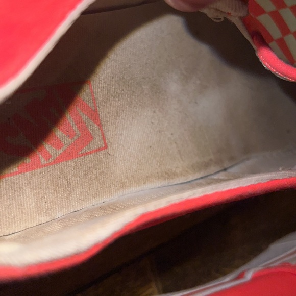 Vans - Picture 7 of 8